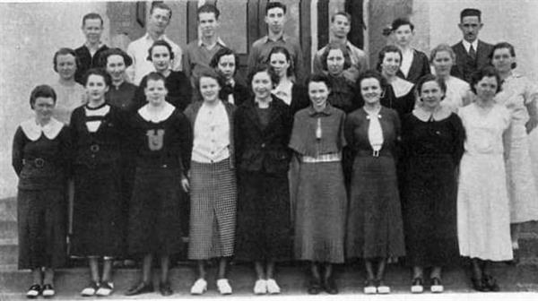 1935 Amplifier Staff 