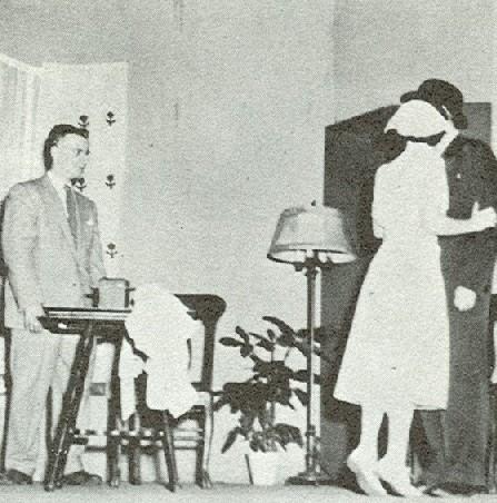 Student body Play Harvey 
