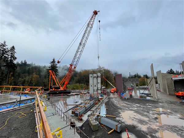 Crane lift