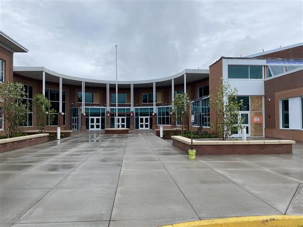 Exterior entry courtyard